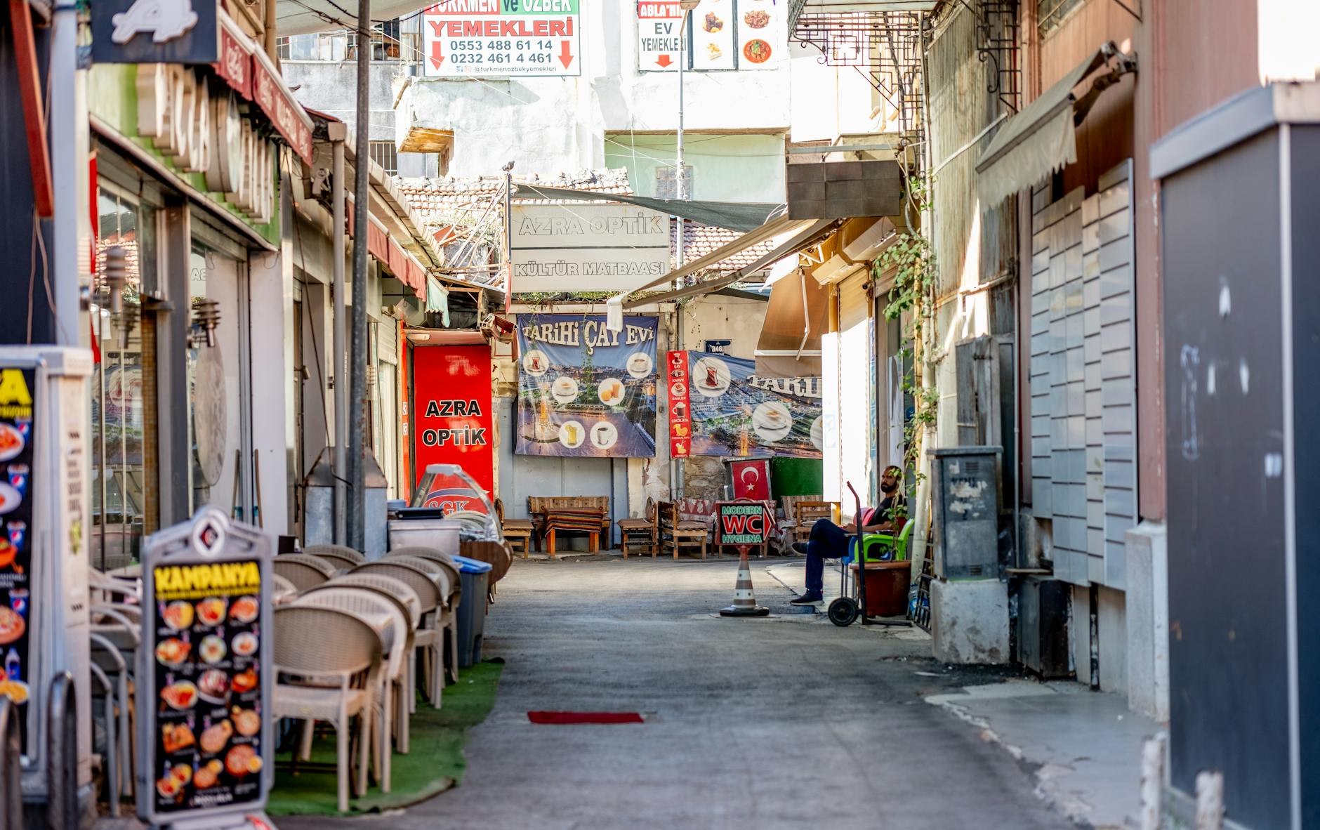 Ankara, İzmir, Antalya: Verschillen in Datingcultuur per Stad