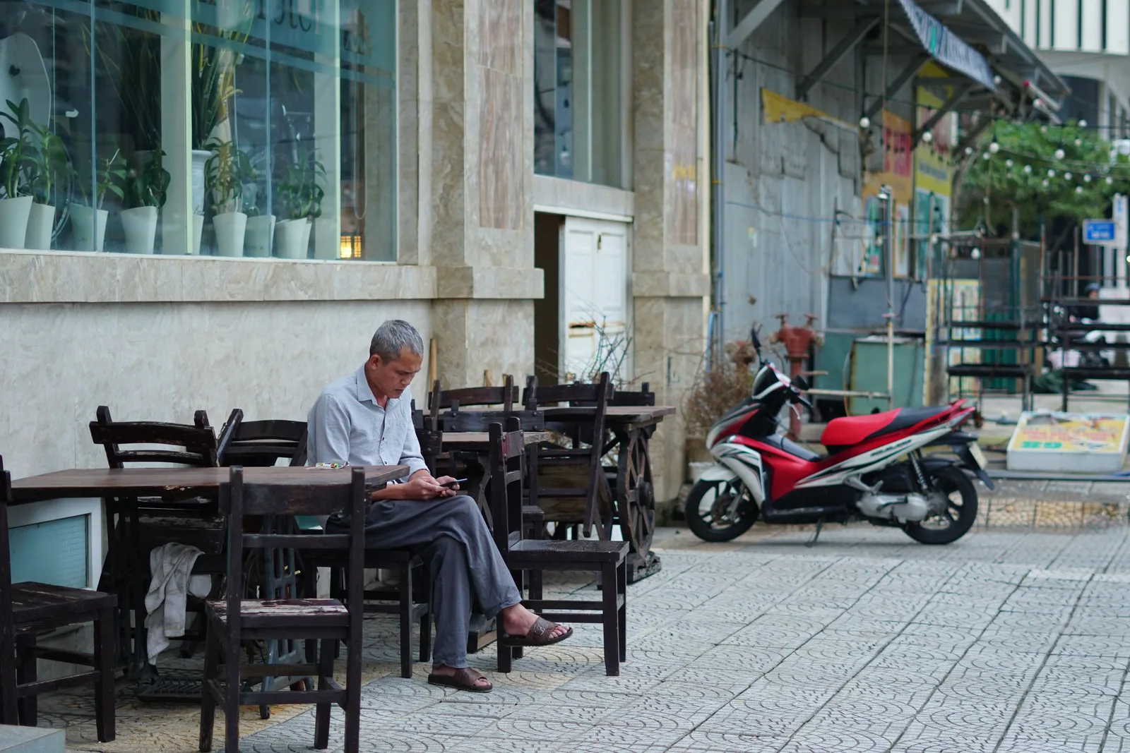 Chú Khánh 61 tuổi, ly hôn 9 năm — "tôi không biết mình thích gì nữa"